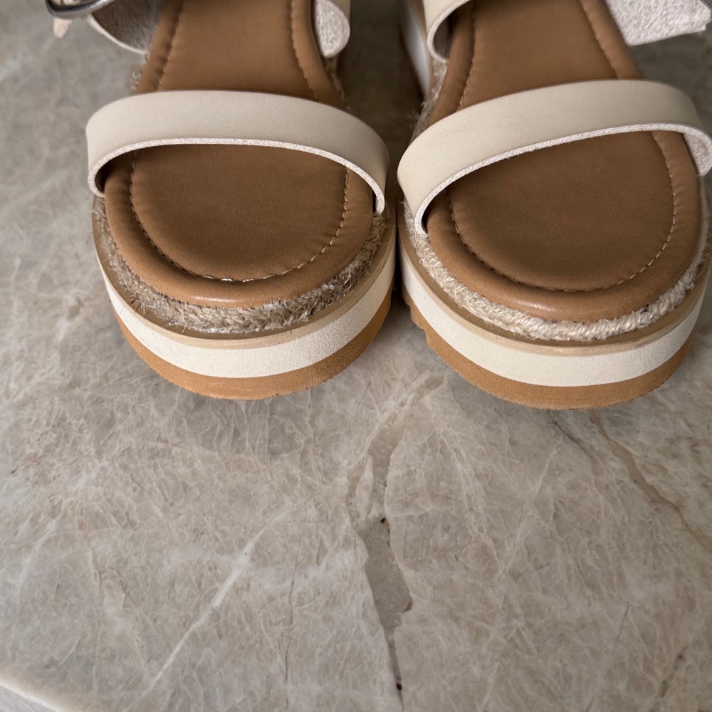 Seychelles Jaycie NWOT Cream Memory Foam Platform Sandals Buckle 8.5 - Picture 3 of 10